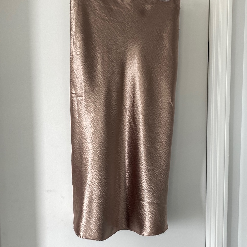 Skirt!